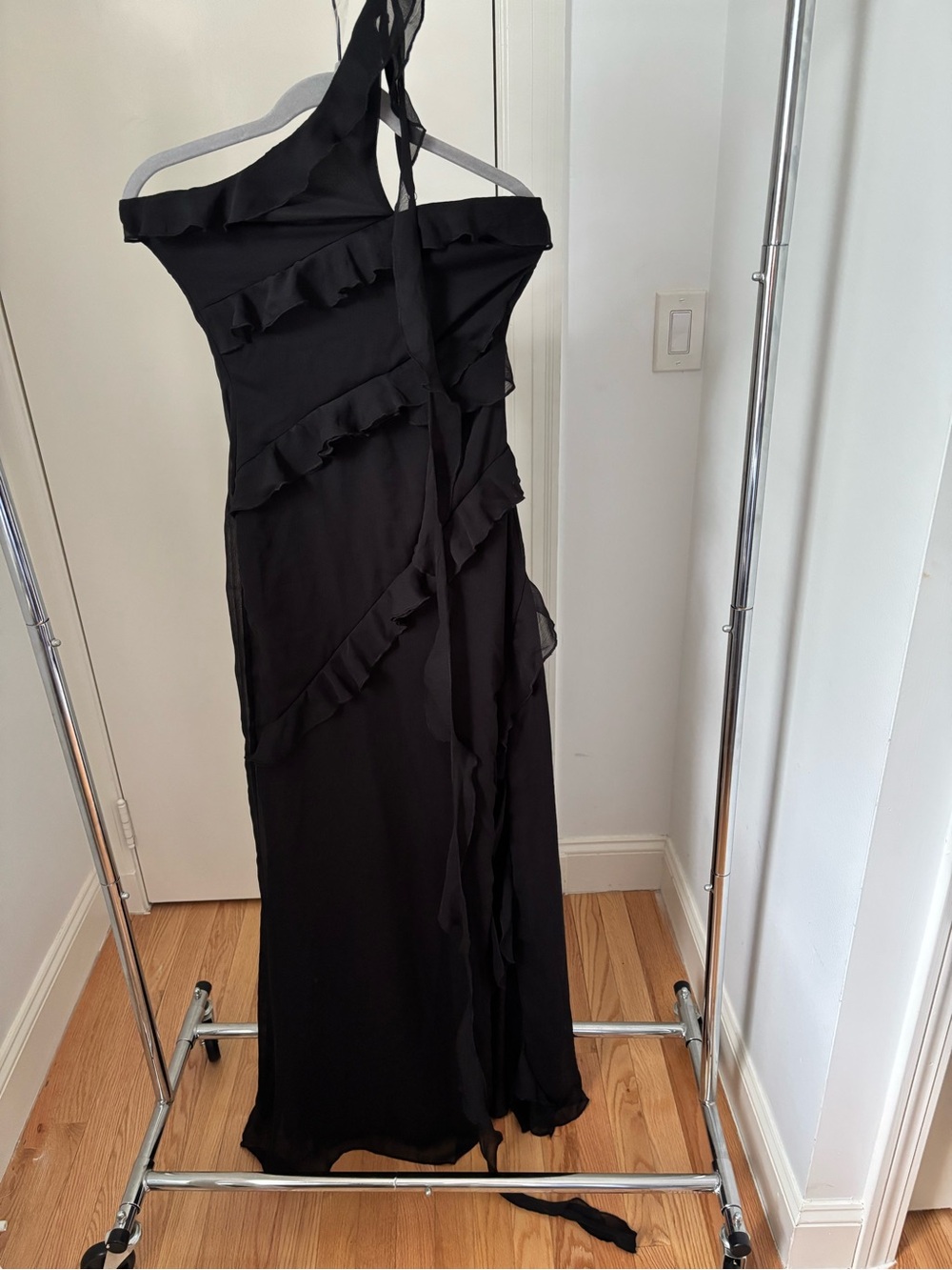 NWT PrettyLittleThing Tall Black One Shoulder Ruffle Maxi Dress Formal Evening - Picture 7 of 13